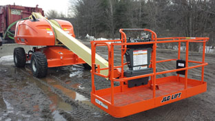 JLG 400S man lift after restoration 