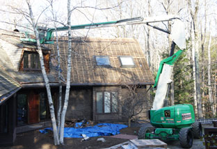 JLG lift before restoration