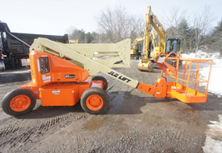 JLG lift after restoration 